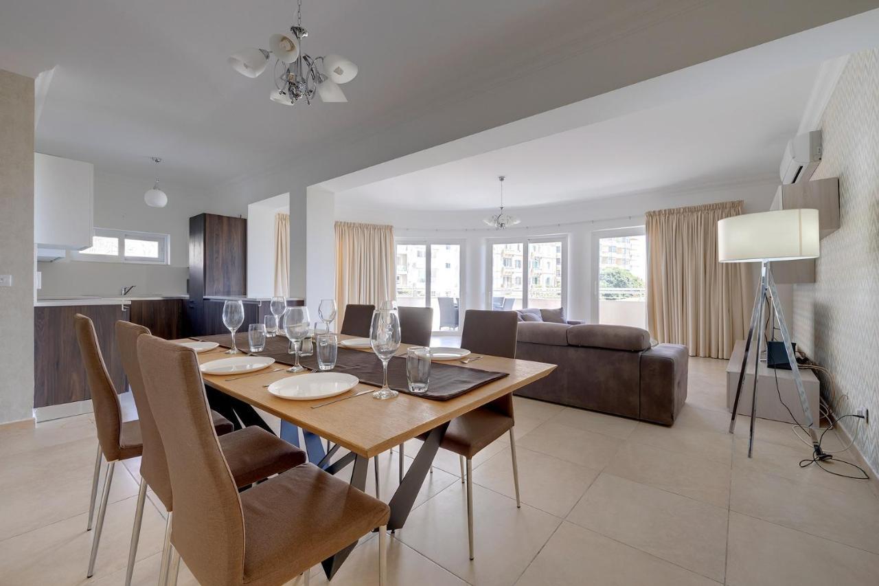 Seafront Lux Apart Inc Pool, Upmarket Area Sliema Buitenkant foto
